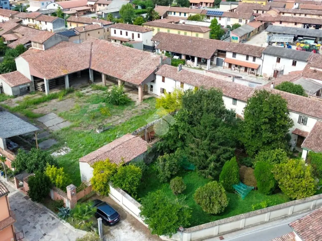 Palazzina commerciale in Via Cavour 30, Grumello Cremonese ed Uniti, {3} - Foto 2