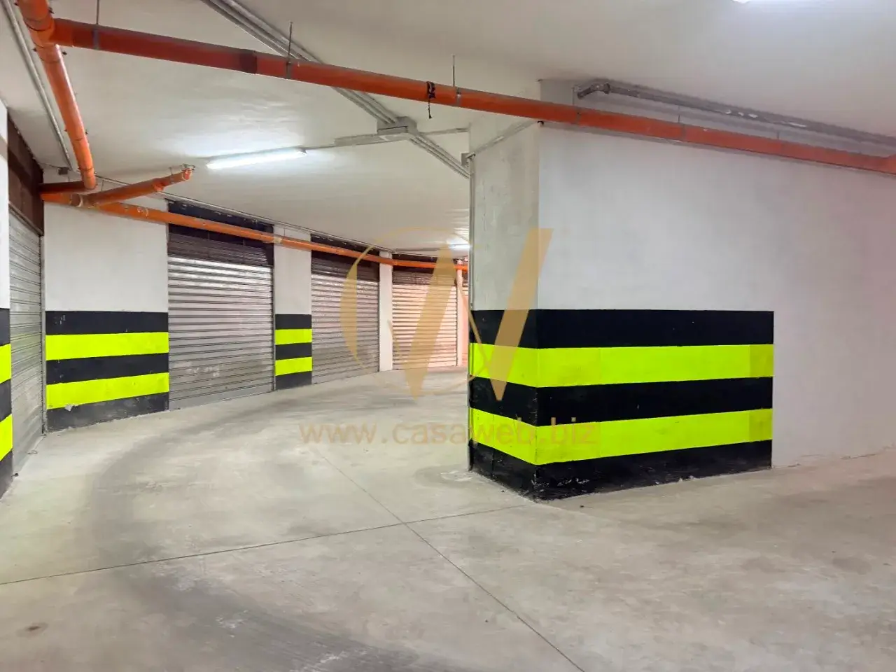 Garage in Via Gaetano Salvemini, Caserta, {3} - Foto 1