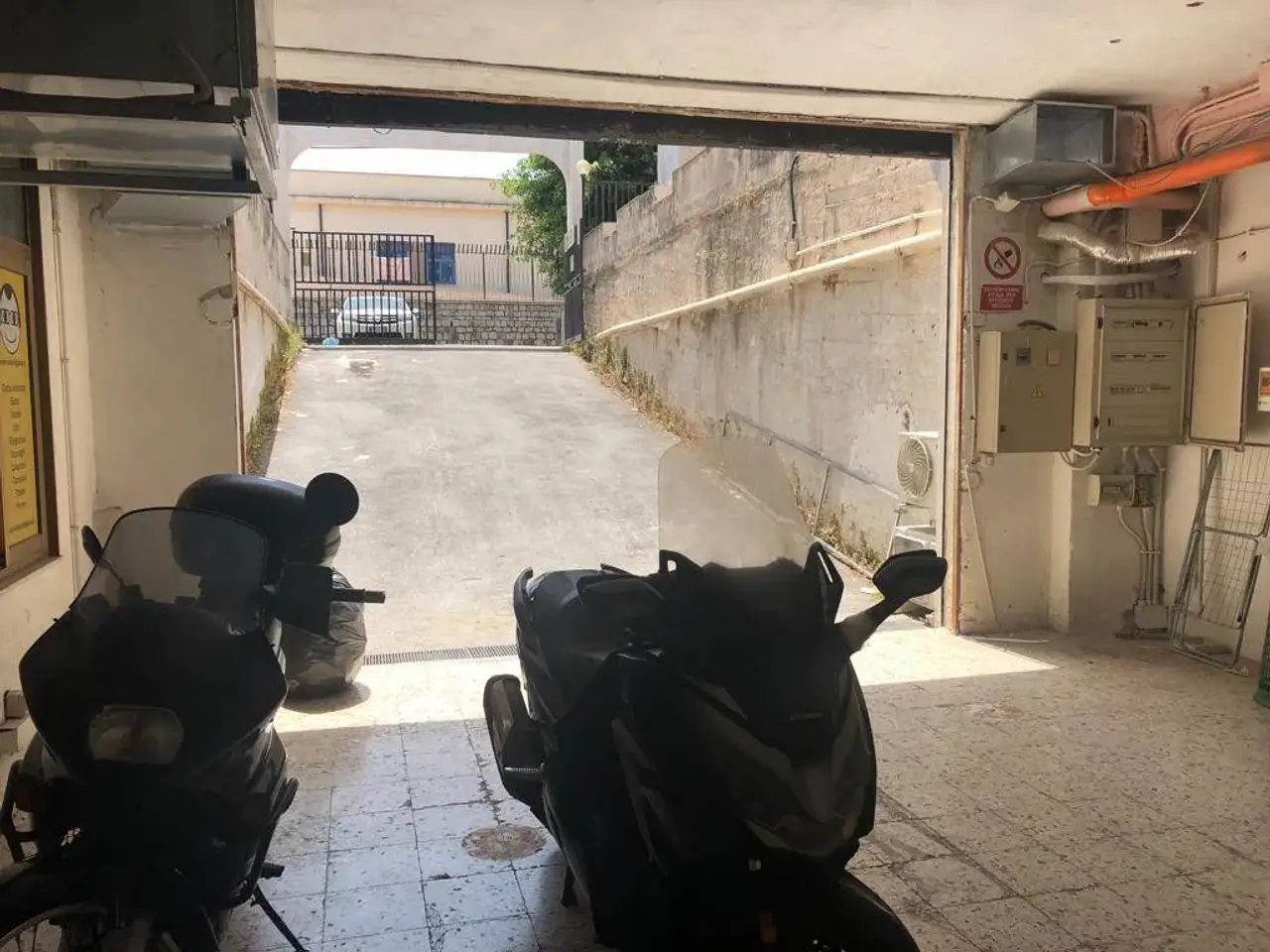 Laboratorio in , Palermo, {3} - Foto 2