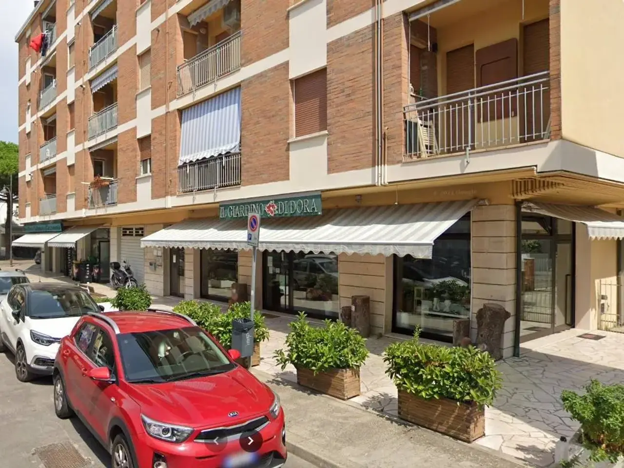 Negozio in Via del Timone 10, Ravenna, {3} - Foto 1