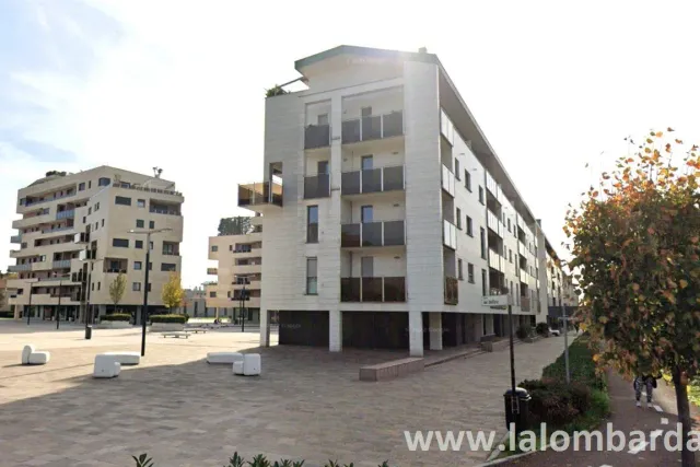 Garage or car box in Piazza del Linificio 3, Vimercate - Photo 1