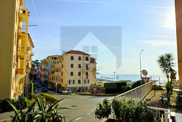 2-room flat in Via Cassisi 3, Celle Ligure - Photo 1