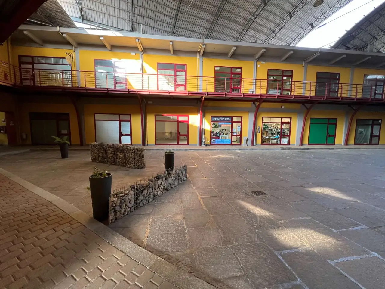 Palazzina commerciale in San Sebastiano 29, Perosa Argentina, {3} - Foto 2