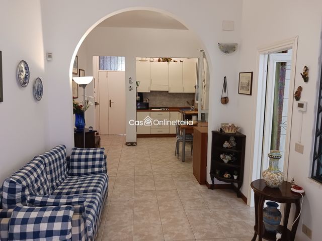 Dreizimmerwohnung in Via Silvio Pellico, Viareggio - Foto 1