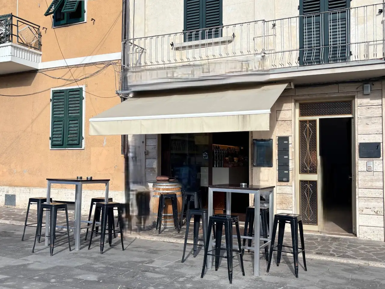 Negozio in Via Largo Oberdan 4, Chiaravalle, {3} - Foto 2