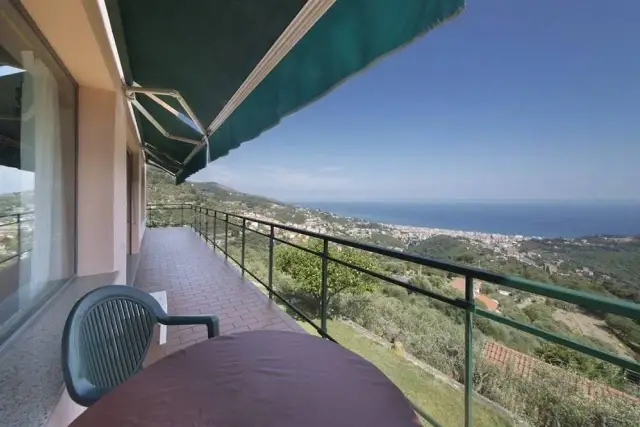 Villa in Via Filippo Airaldi, Alassio - Foto 1