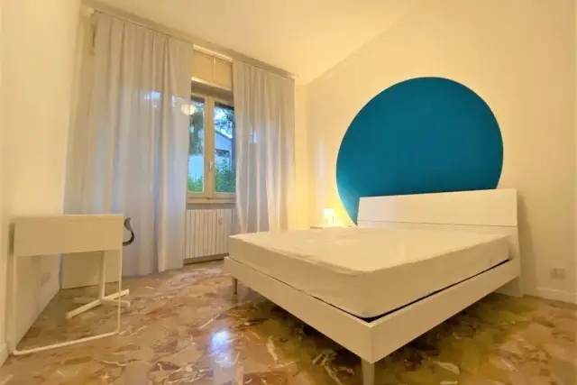 Room in Via Mantova 82, Brescia - Photo 1