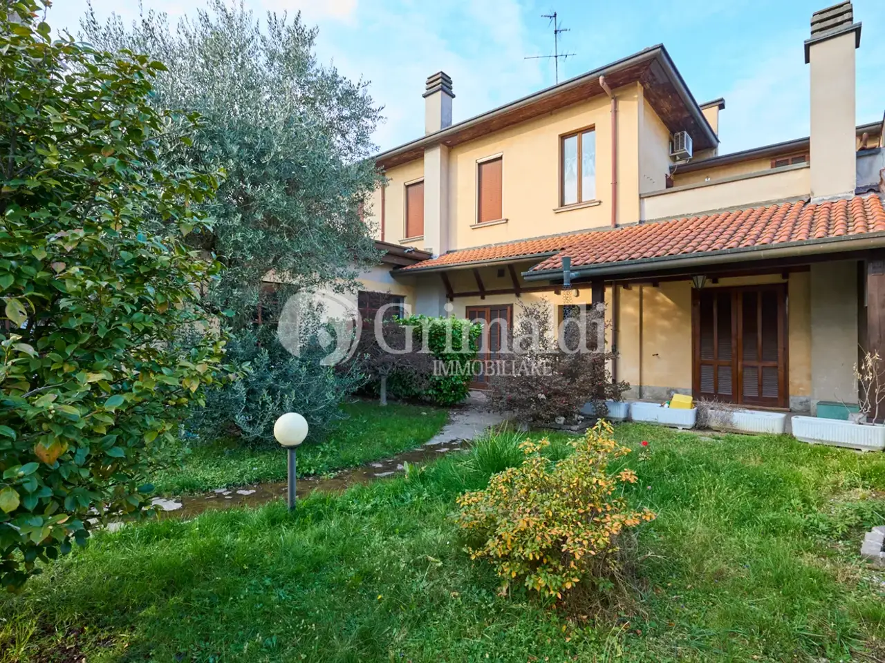 Palazzina commerciale in Via Quarnaro  14, Monza, {3} - Foto 1