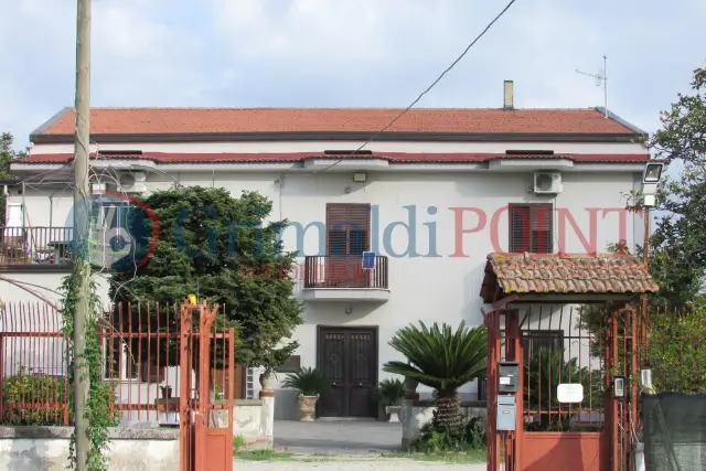 Terraced house in Via Pietrabianca 45, Acerra - Photo 1