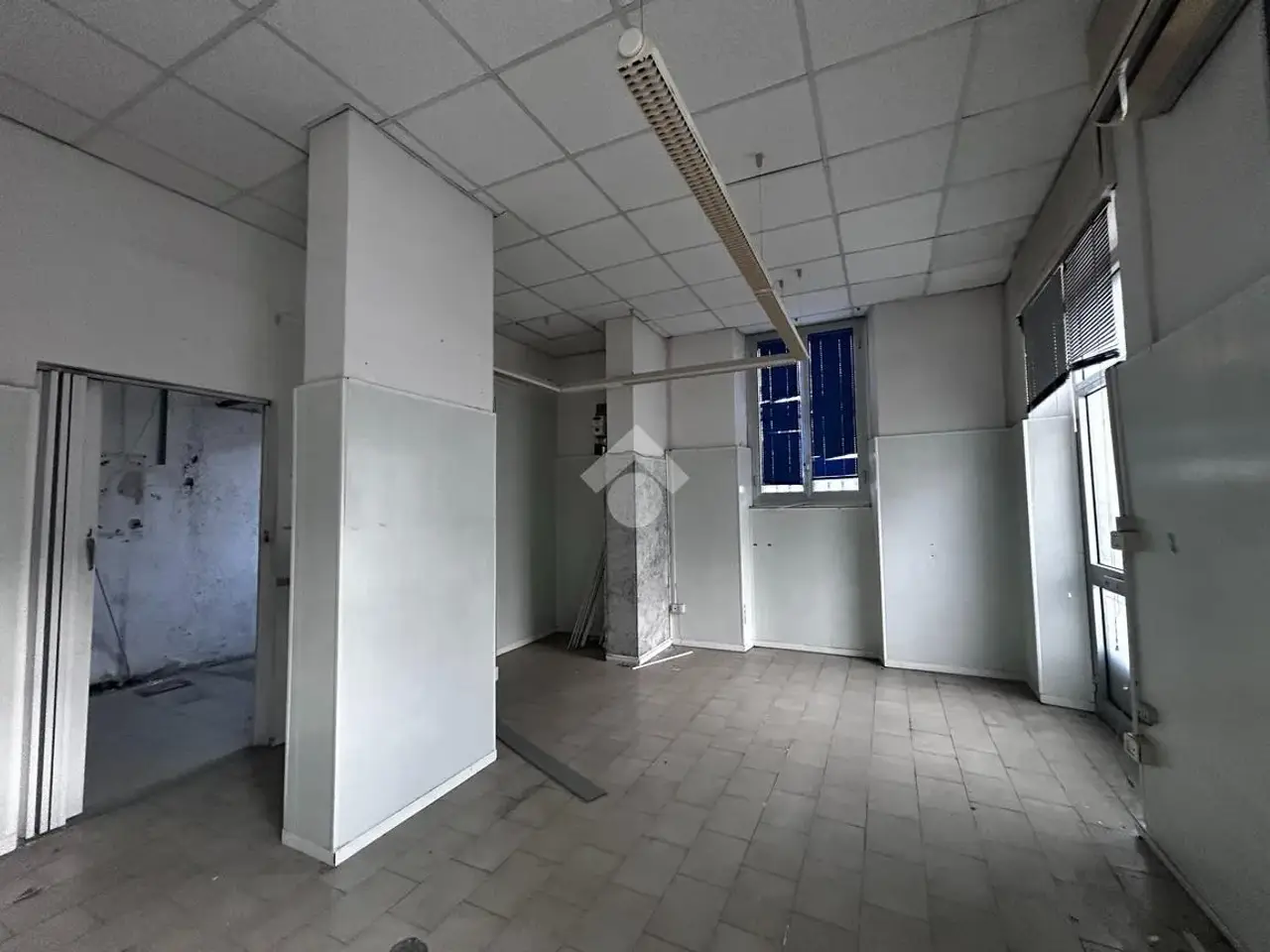 Negozio in Via Monfalcone 176, La Spezia, {3} - Foto 2