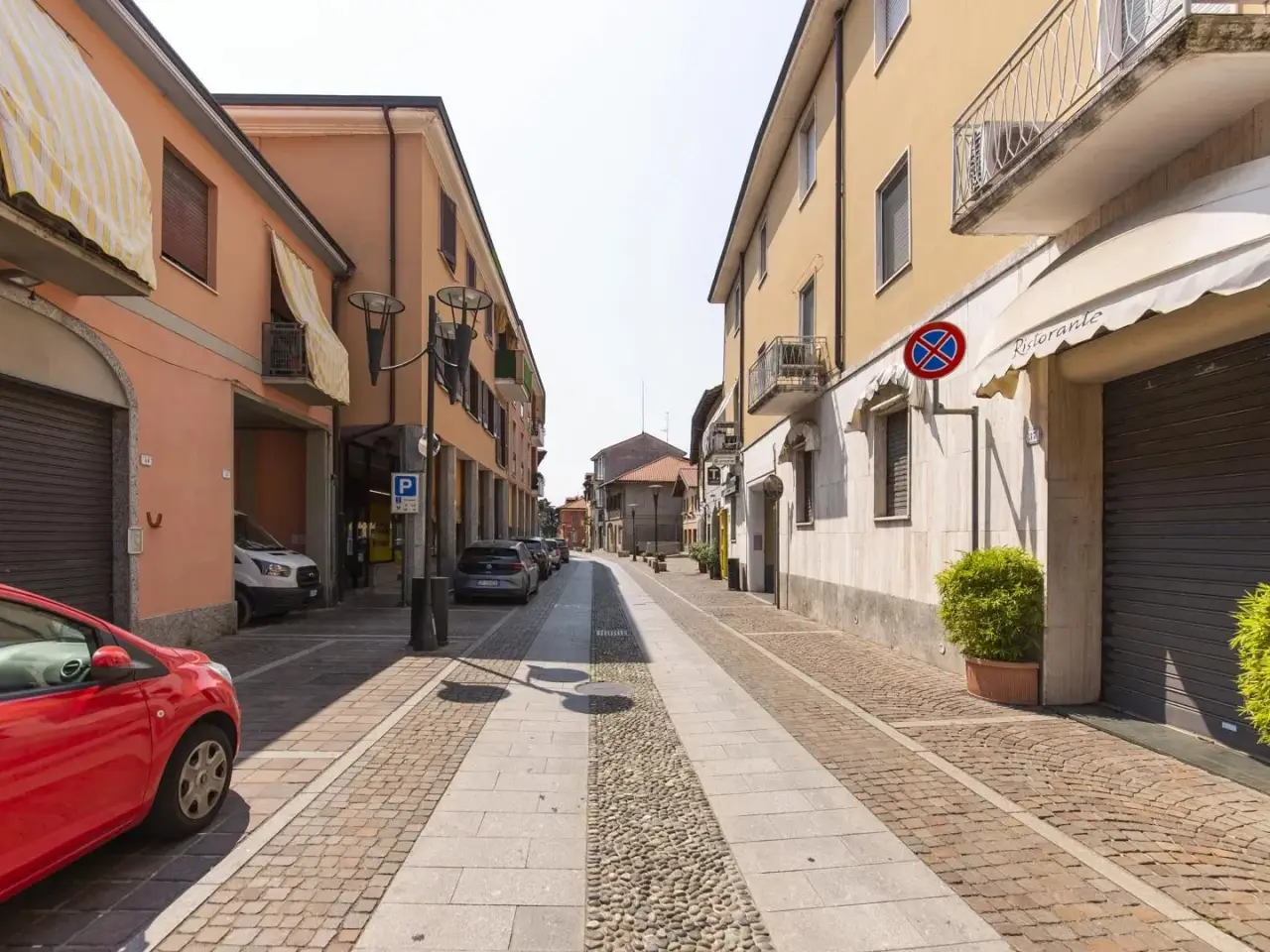 Negozio in , Arese, {3} - Foto 1