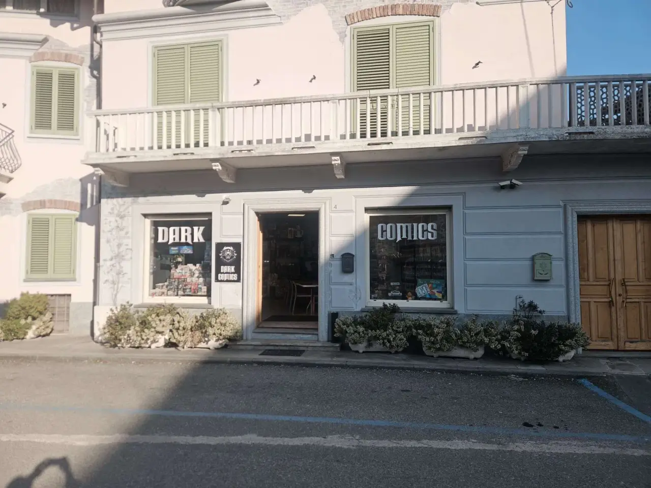 Negozio in P.Zza Amedeo di Savoia 4, Volpiano, {3} - Foto 1