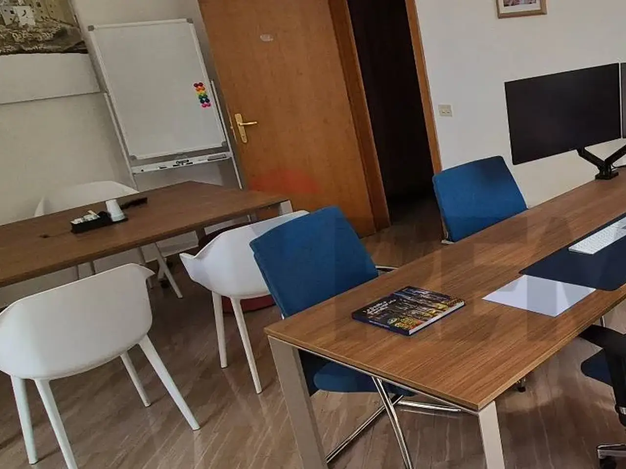 Ufficio in , Bari, {3} - Foto 2