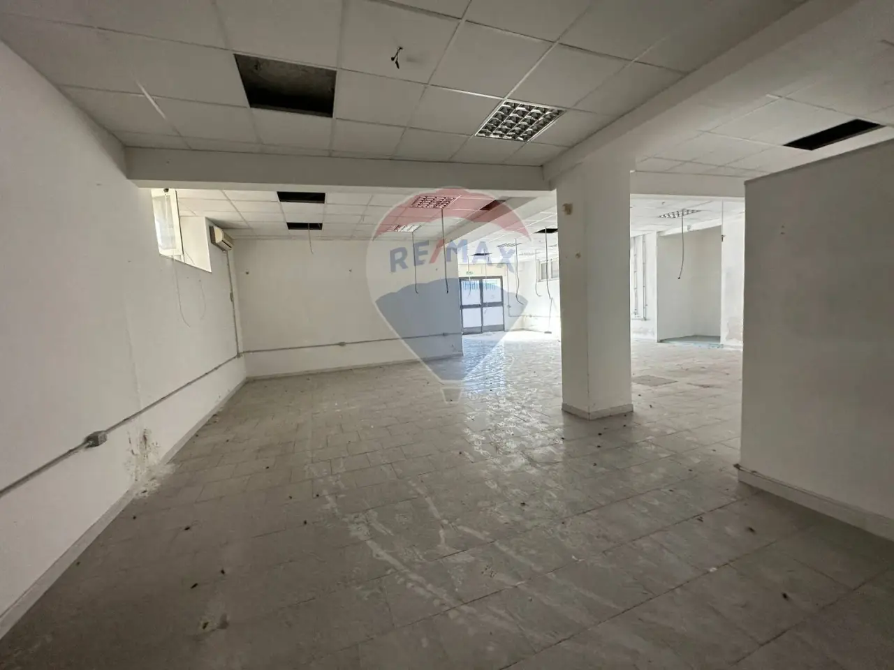Negozio in Via Moscati, Cercola, {3} - Foto 1