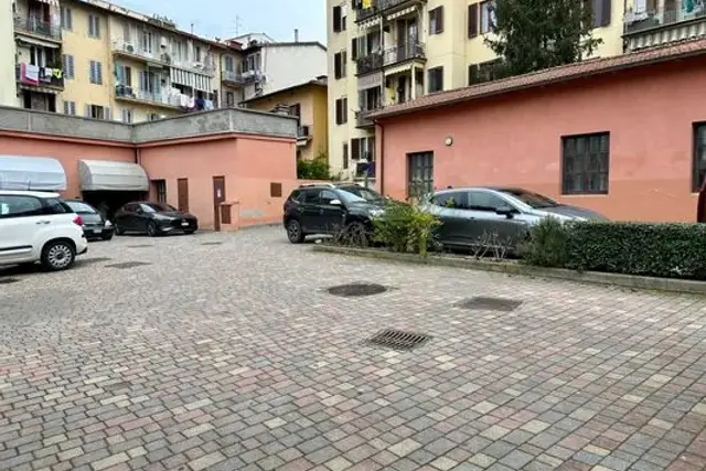 insertion image