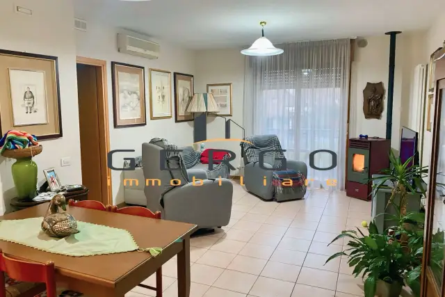 3-room flat in Via Roma, Castelfranco Veneto - Photo 1