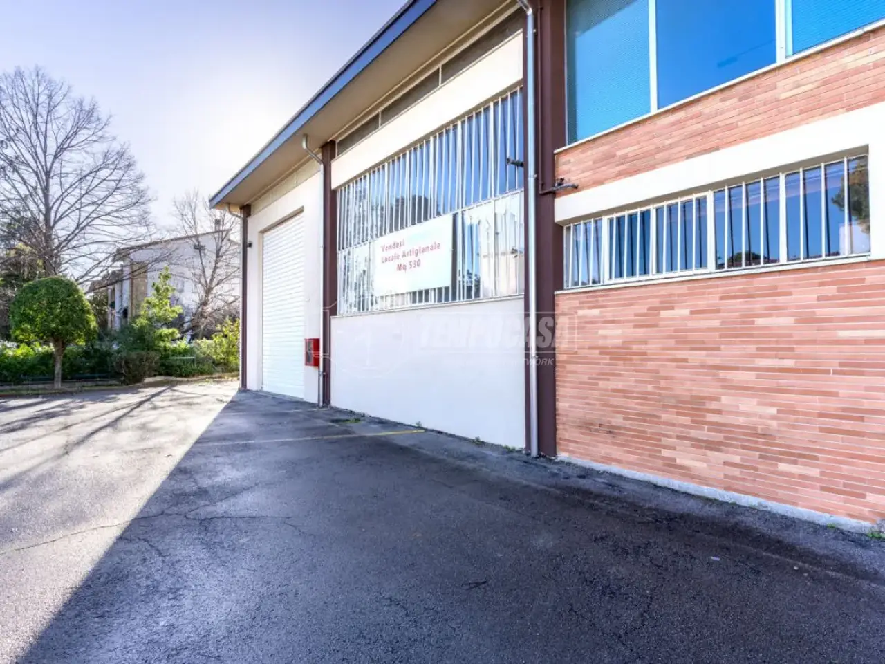 Capannone in Viale dell'Industria, Corridonia, {3} - Foto 1
