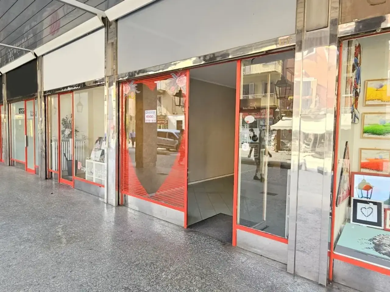 Palazzina commerciale in Via Torino  11/C, Chivasso, {3} - Foto 2