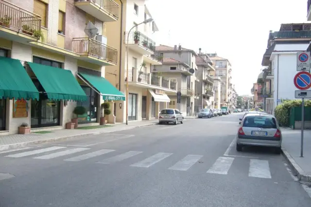 Geschäft in Via Mare, San Benedetto del Tronto - Foto 1