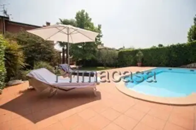 insertion image