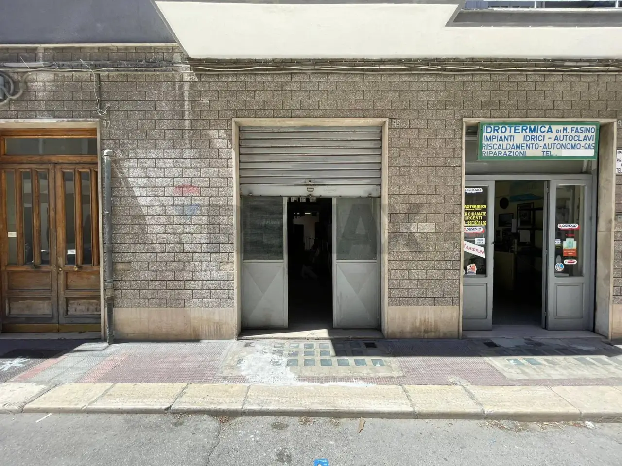 Magazzino in Via Valona 95/B, Bari, {3} - Foto 1