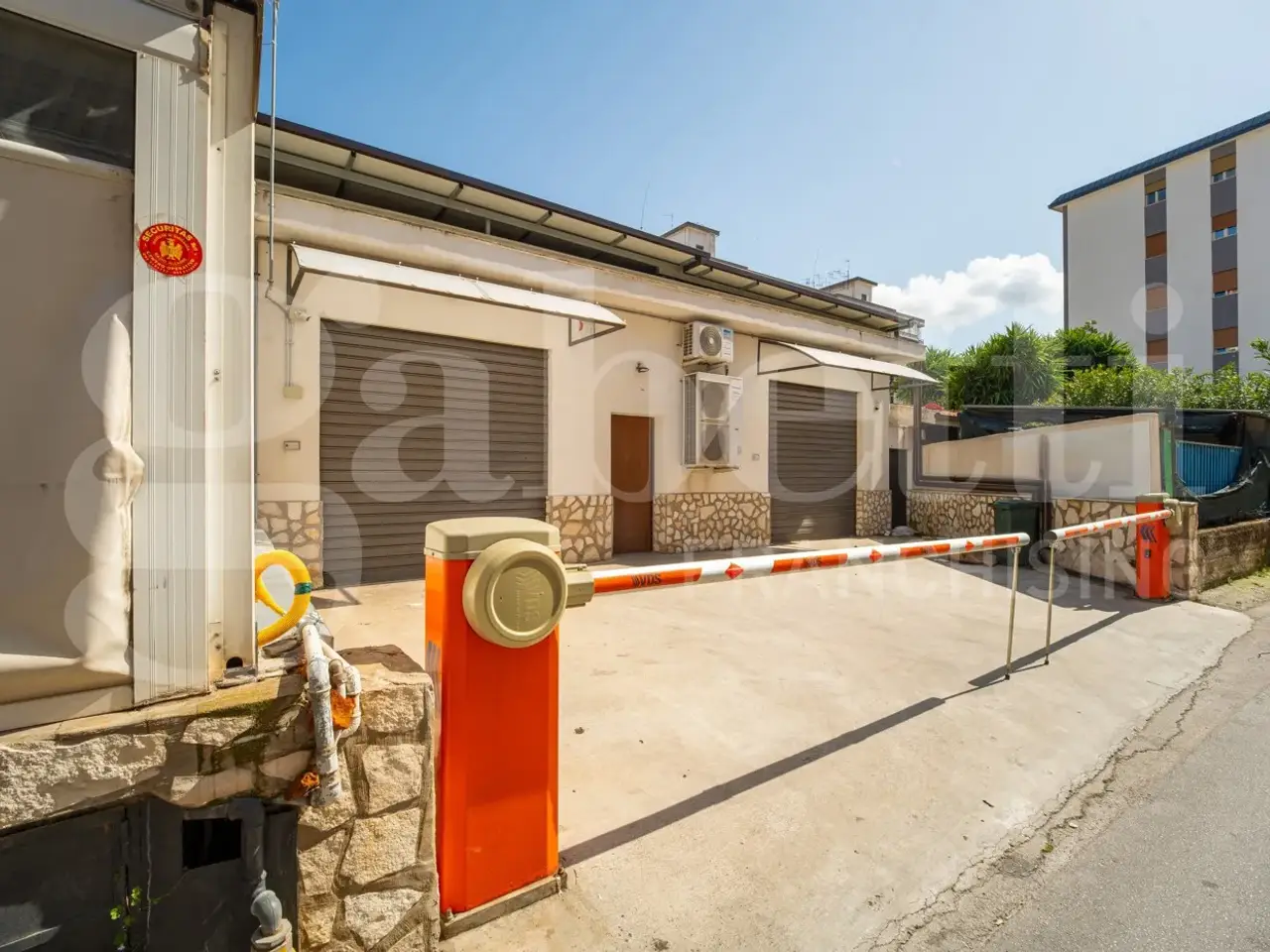 Negozio in Viale Strasburgo  458, Palermo, {3} - Foto 1