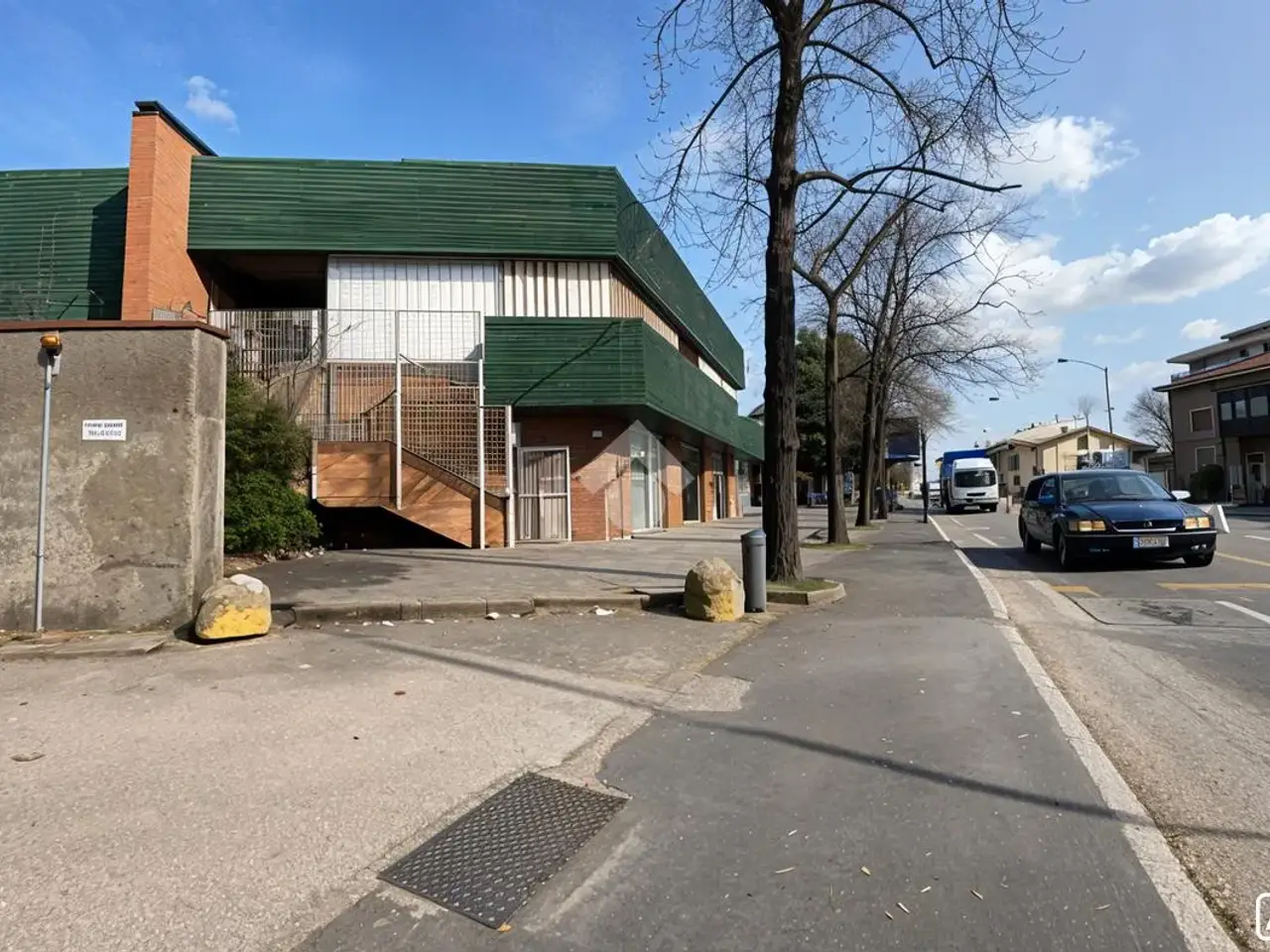 Magazzino in Via Vittorio Veneto 13, Nova Milanese, {3} - Foto 1