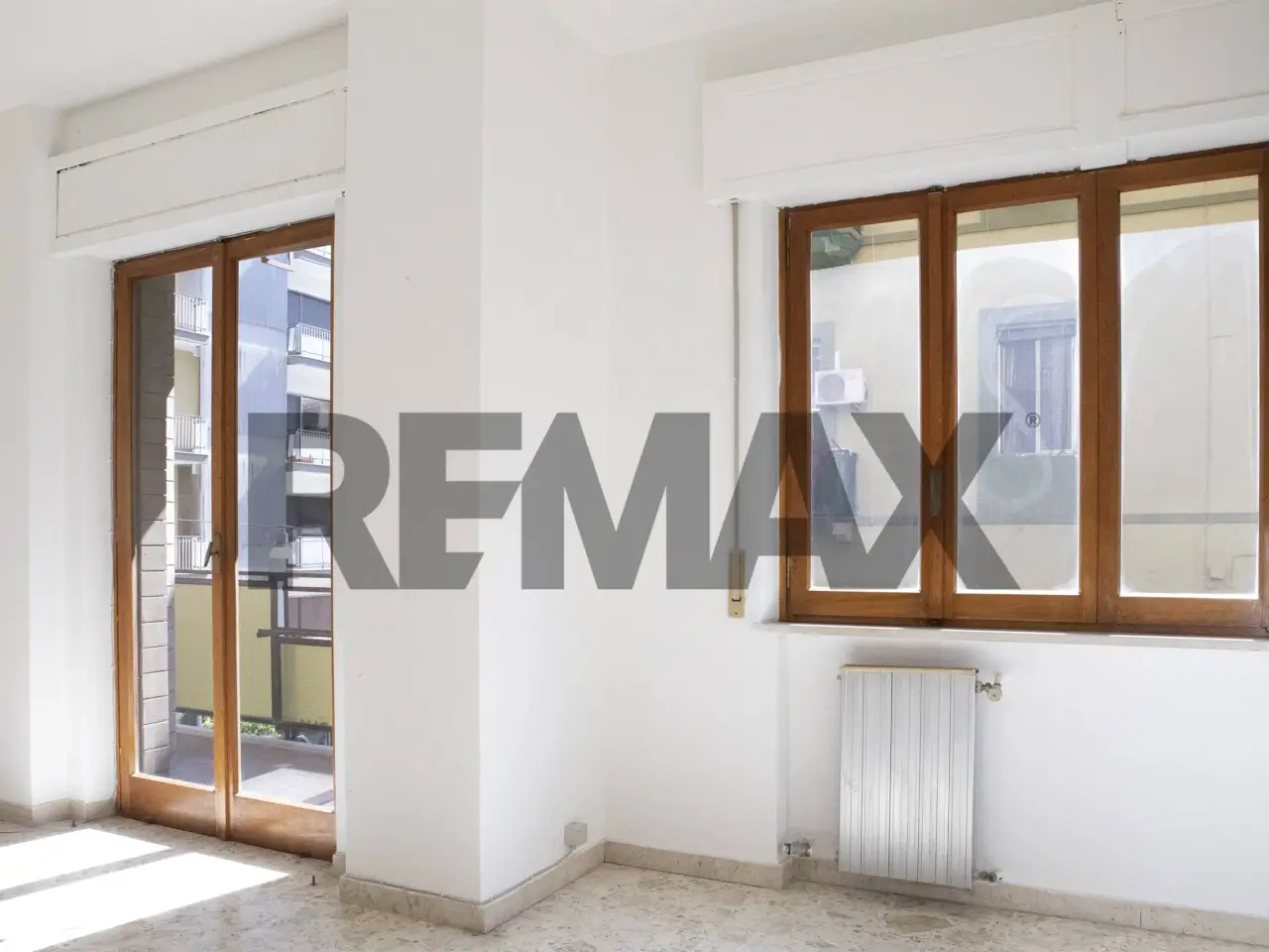 Ufficio in Via Principe Amedeo 146, Taranto, {3} - Foto 1