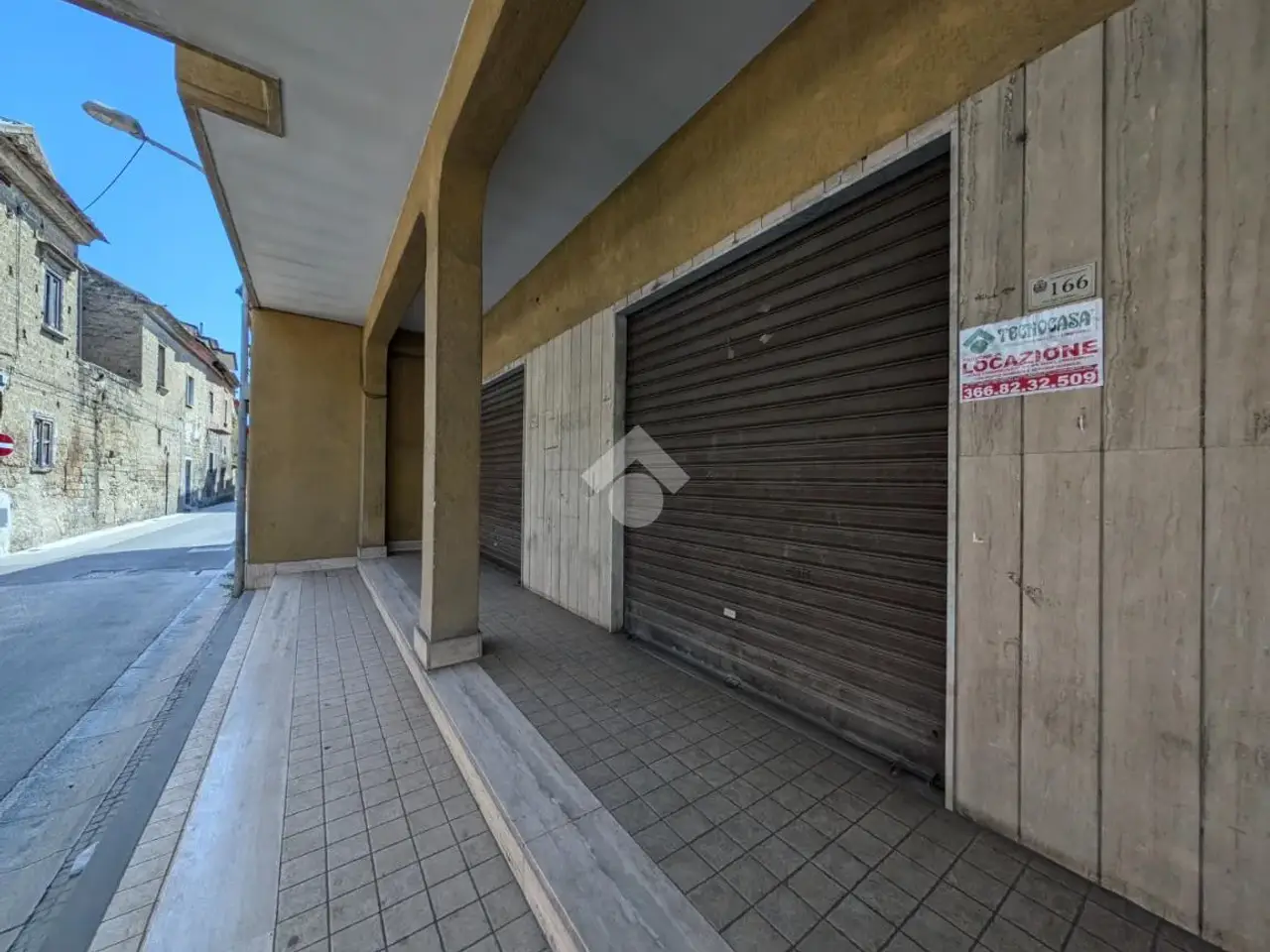 Negozio in Via S. Giuliano 150, Marcianise, {3} - Foto 2