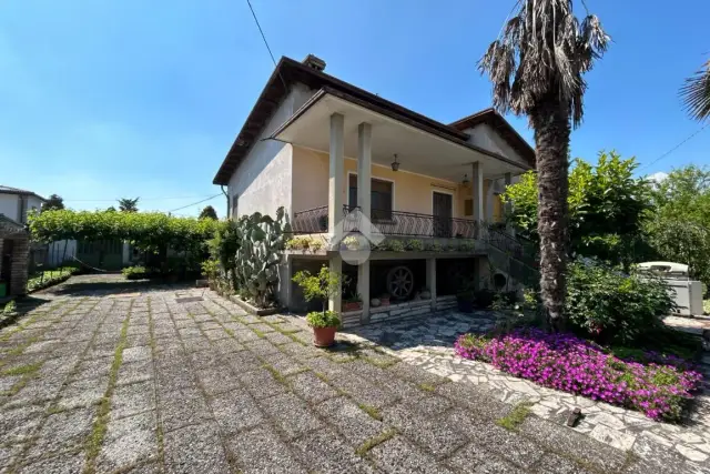 Villa in Via Gramsci 2, Calvisano - Foto 1