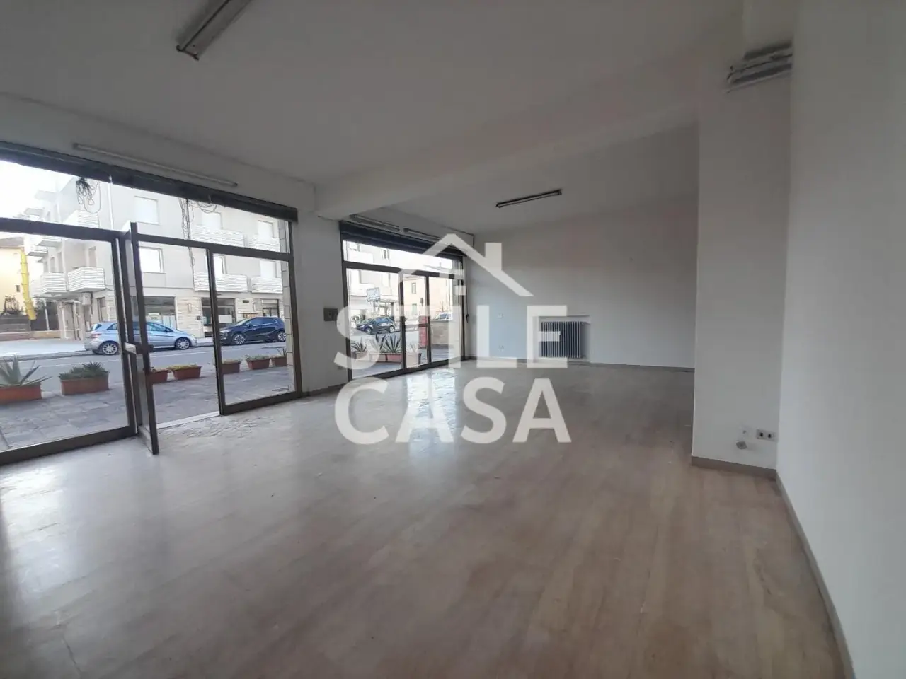 Negozio in 56022 Castelfranco di Sotto Pi 56022, Castelfranco Di Sotto, {3} - Foto 1