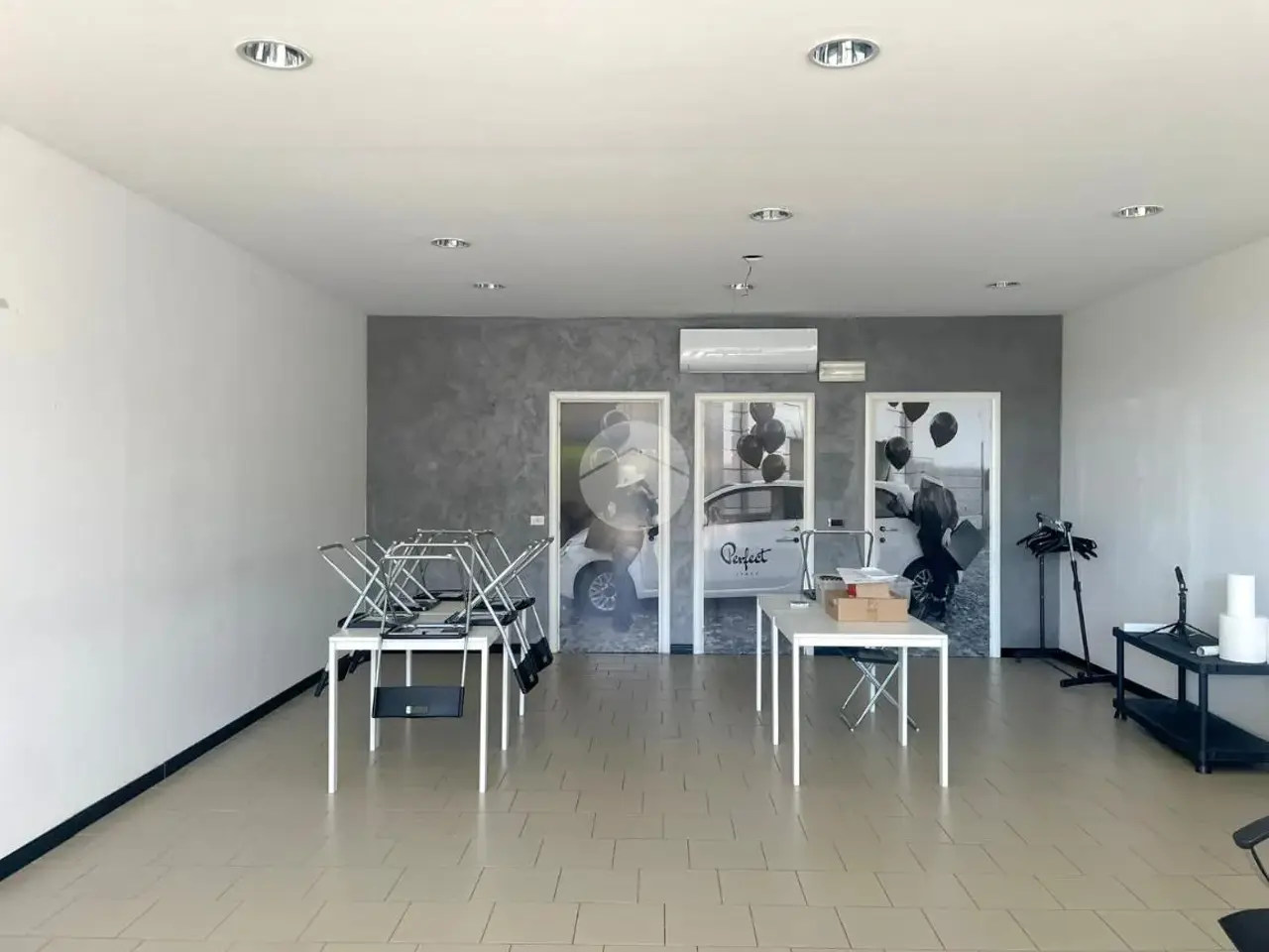 Negozio in Via Francesco Petrarca 22, Porto Mantovano, {3} - Foto 2