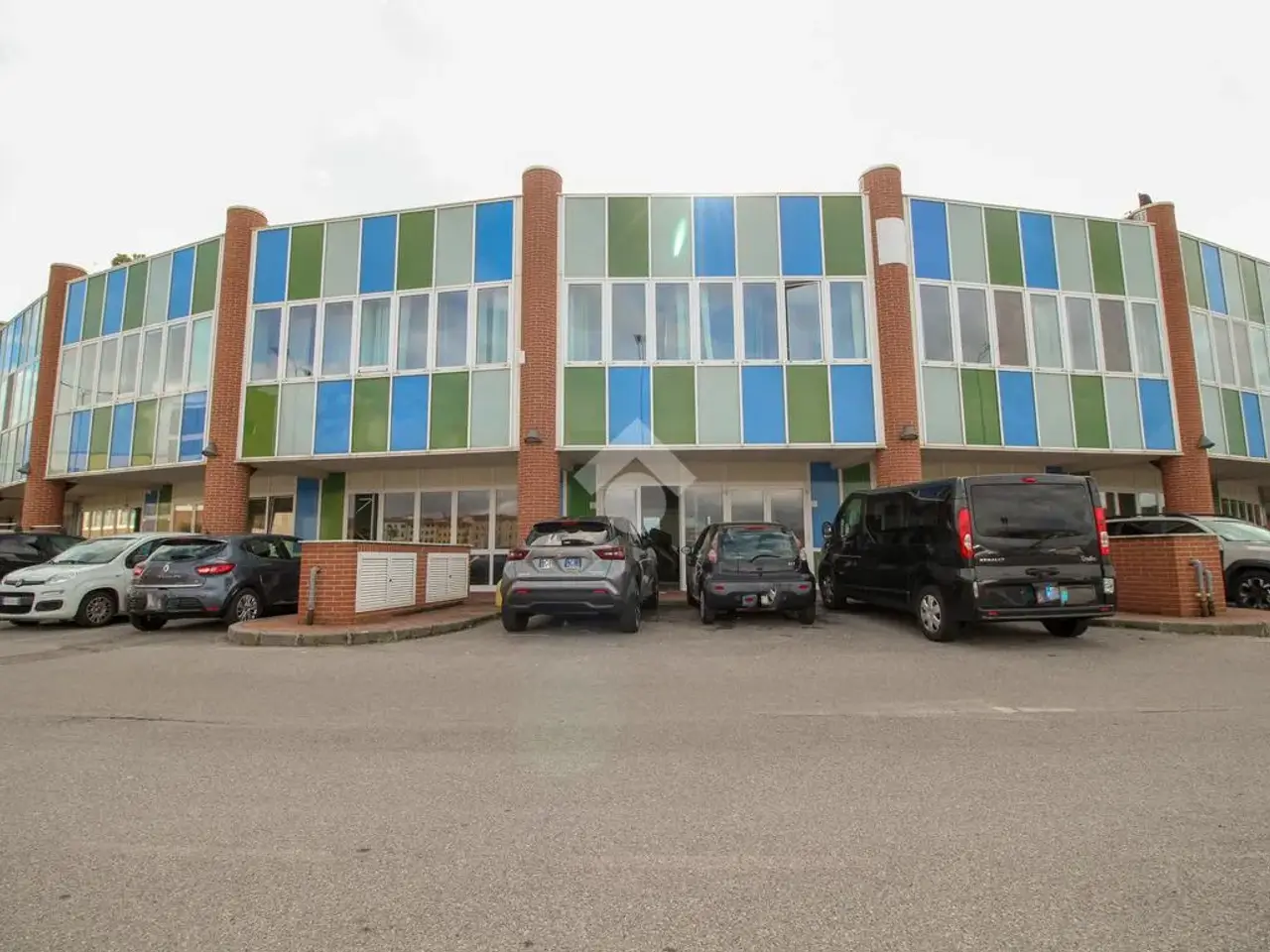 Magazzino in Via Edda Fagni 49, Livorno, {3} - Foto 1