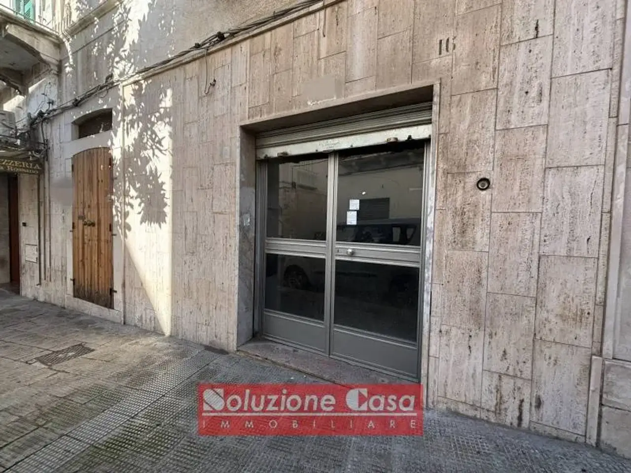 Negozio in Corso Garibaldi 16, Canosa Di Puglia, {3} - Foto 2