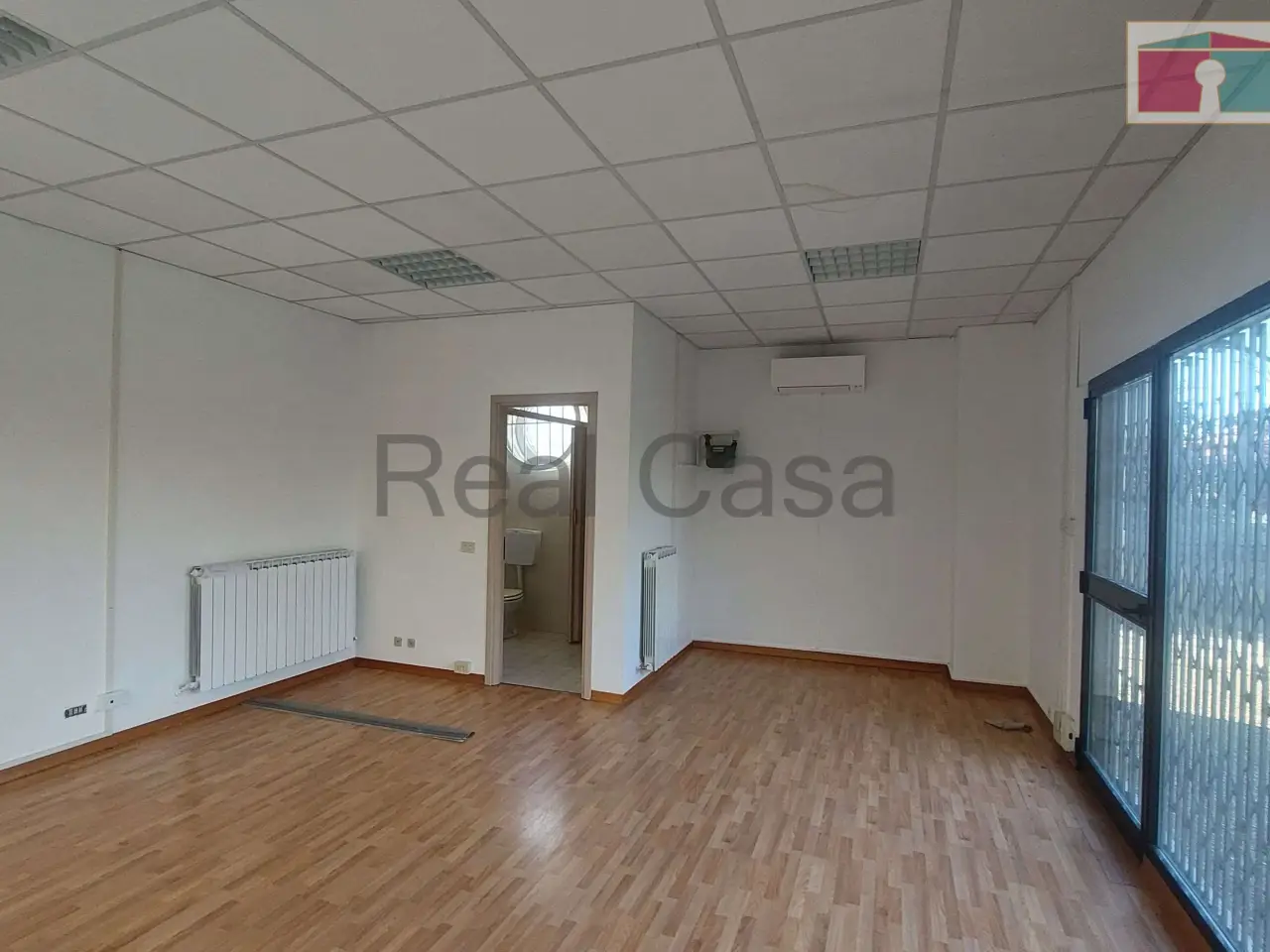 Ufficio in Via Fratelli Rosselli 140, Modena, {3} - Foto 2