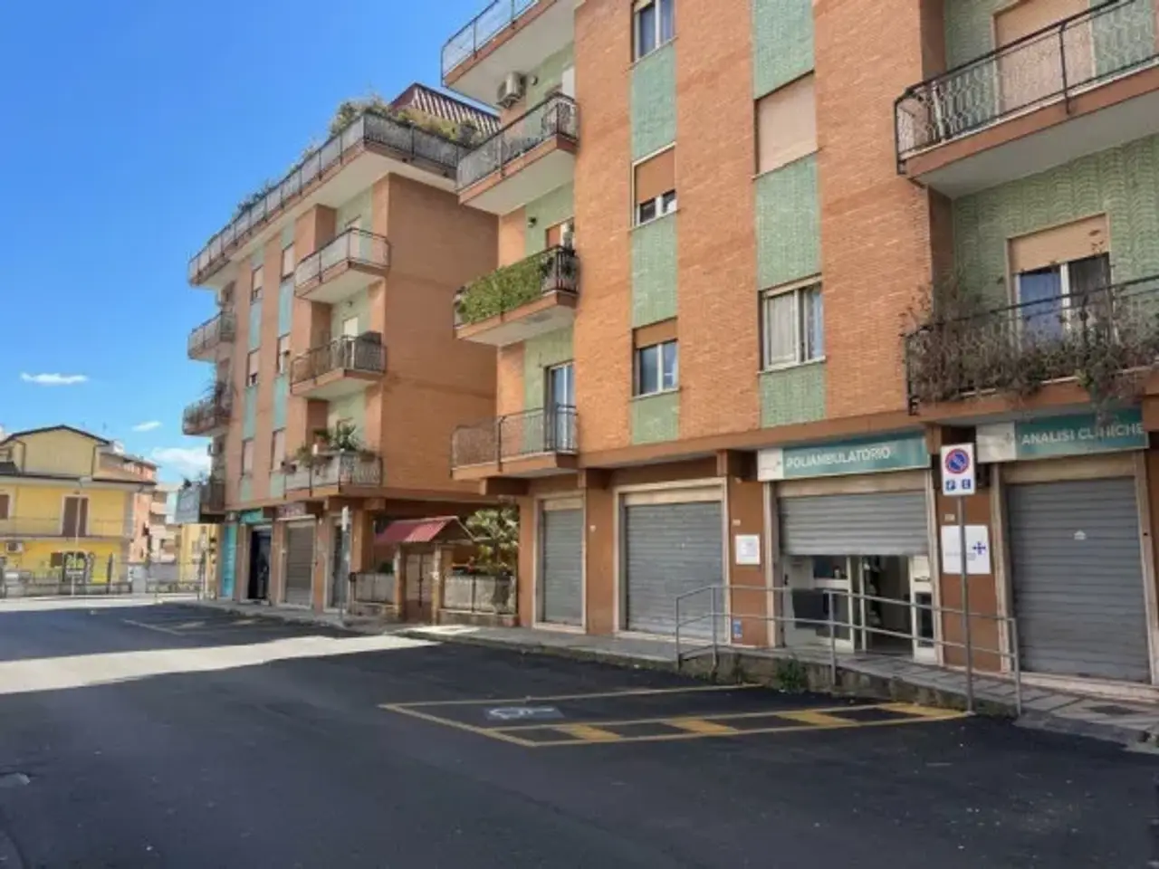 Ufficio in Via Galletti 8, Guidonia Montecelio, {3} - Foto 1