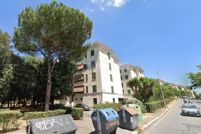 Garage or car box in Via degli Angeli 135, Roma - Photo 1