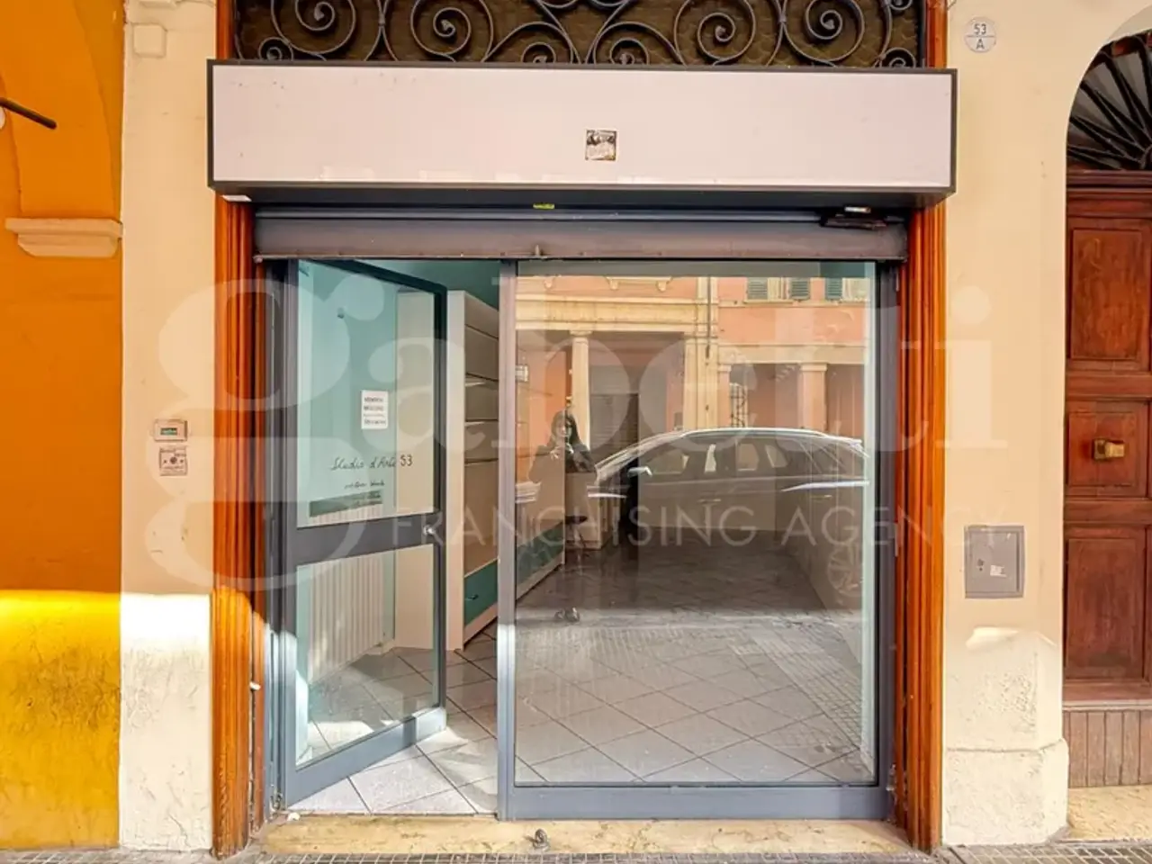 Negozio in Via Saragozza, Bologna, {3} - Foto 1