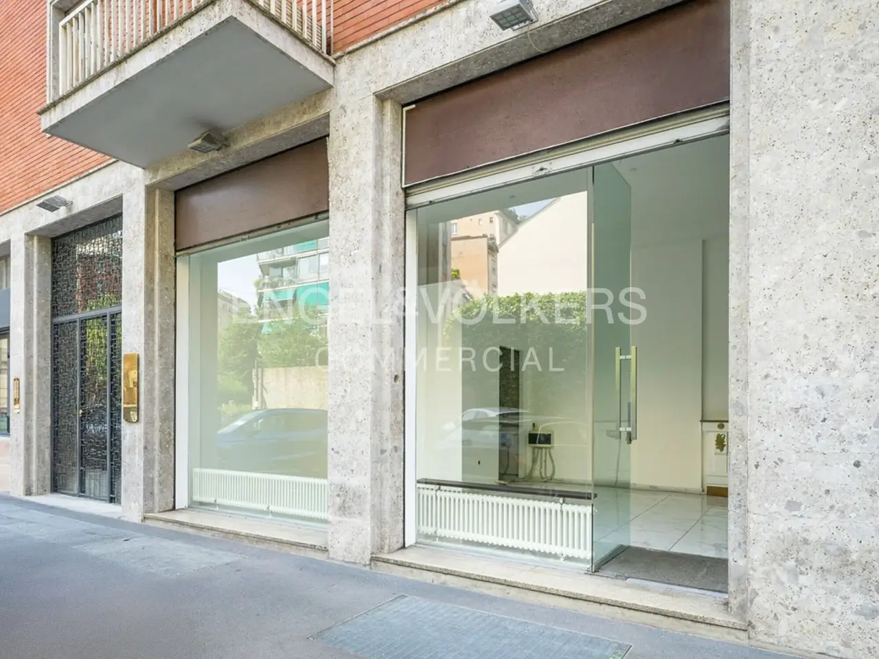 Negozio in Via Sant'Agnese 12, Milano, {3} - Foto 2