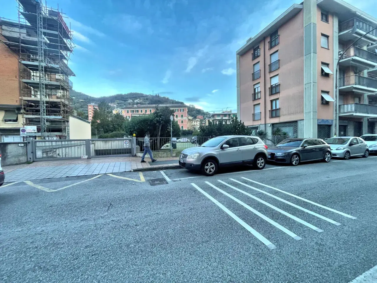 Parcheggio chiuso in Via XXV Aprile 16, Recco, {3} - Foto 1