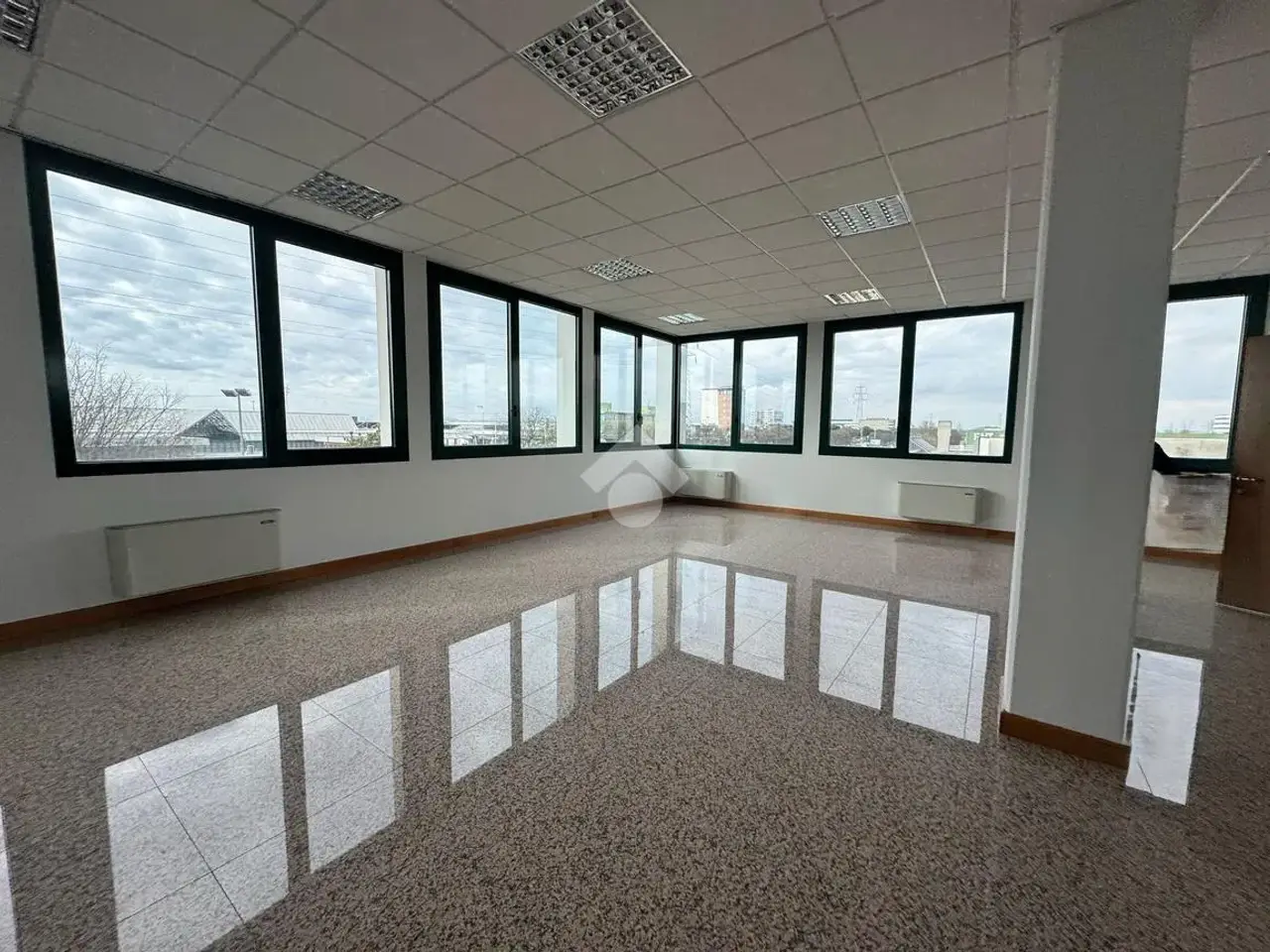 Ufficio in Corso Stati Uniti 4, Padova, {3} - Foto 1