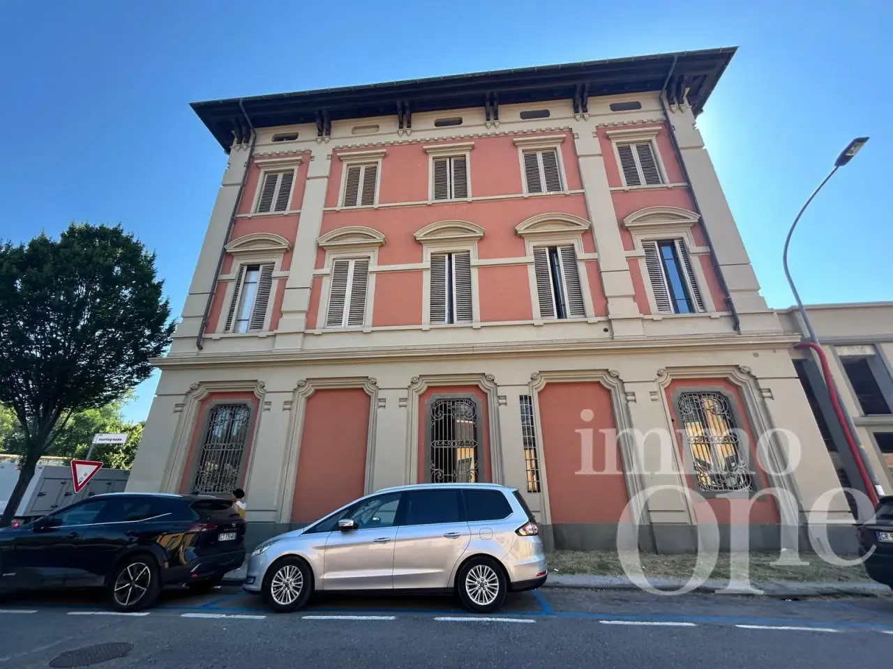Ufficio in Viale Giusti 451, Lucca, {3} - Foto 1