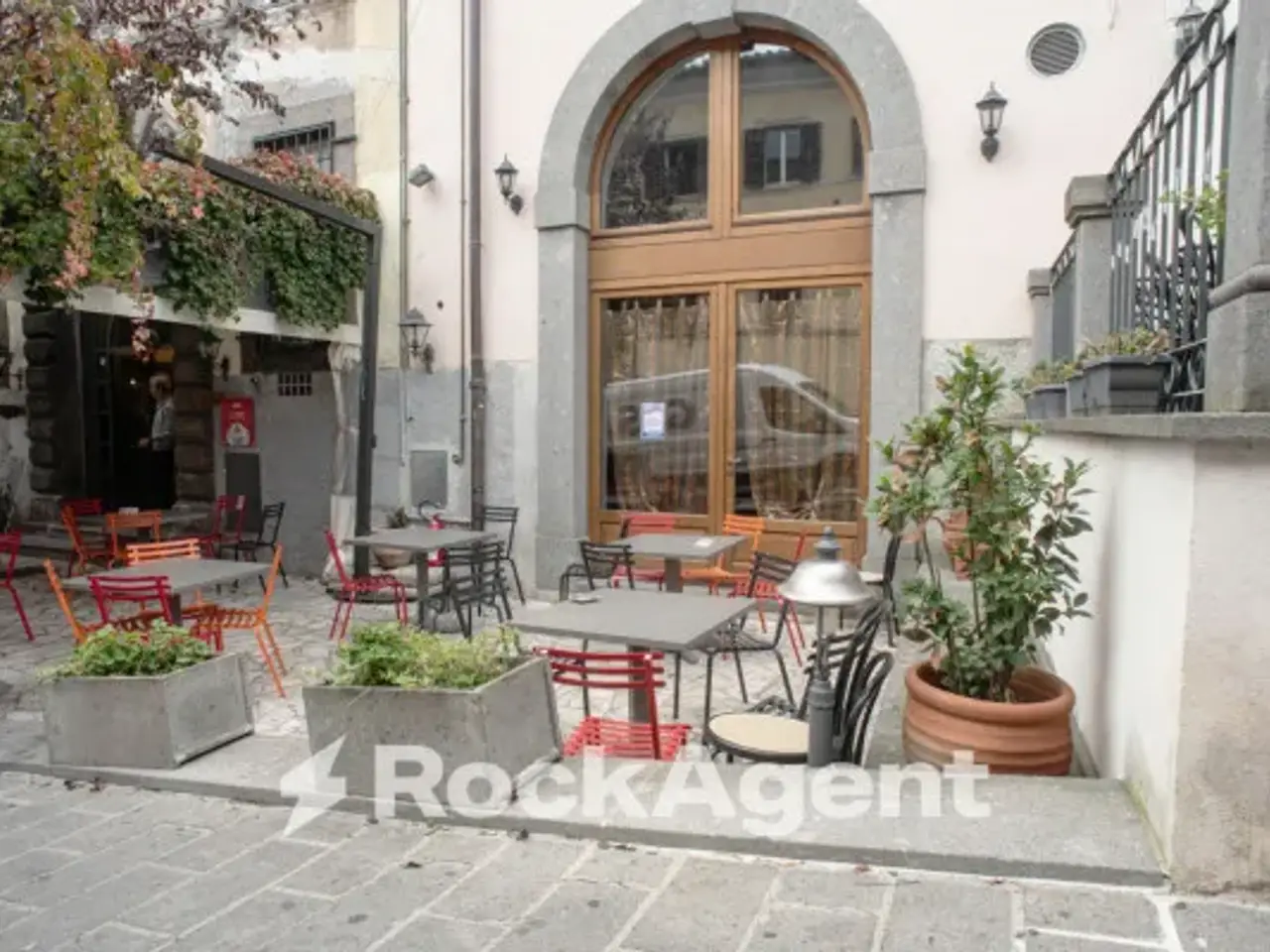 Negozio in Via Andrea Doria 18, Viterbo, {3} - Foto 1