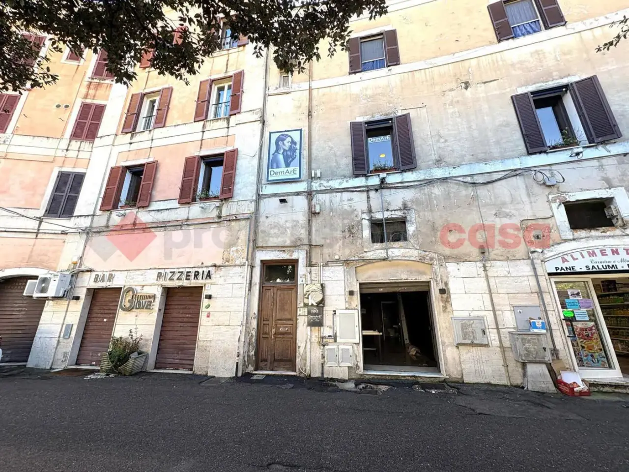 Negozio in Piazza Garibaldi 4, Terracina, {3} - Foto 2