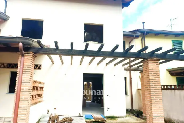 Terraced house in Via Cimabue, Camaiore - Photo 1