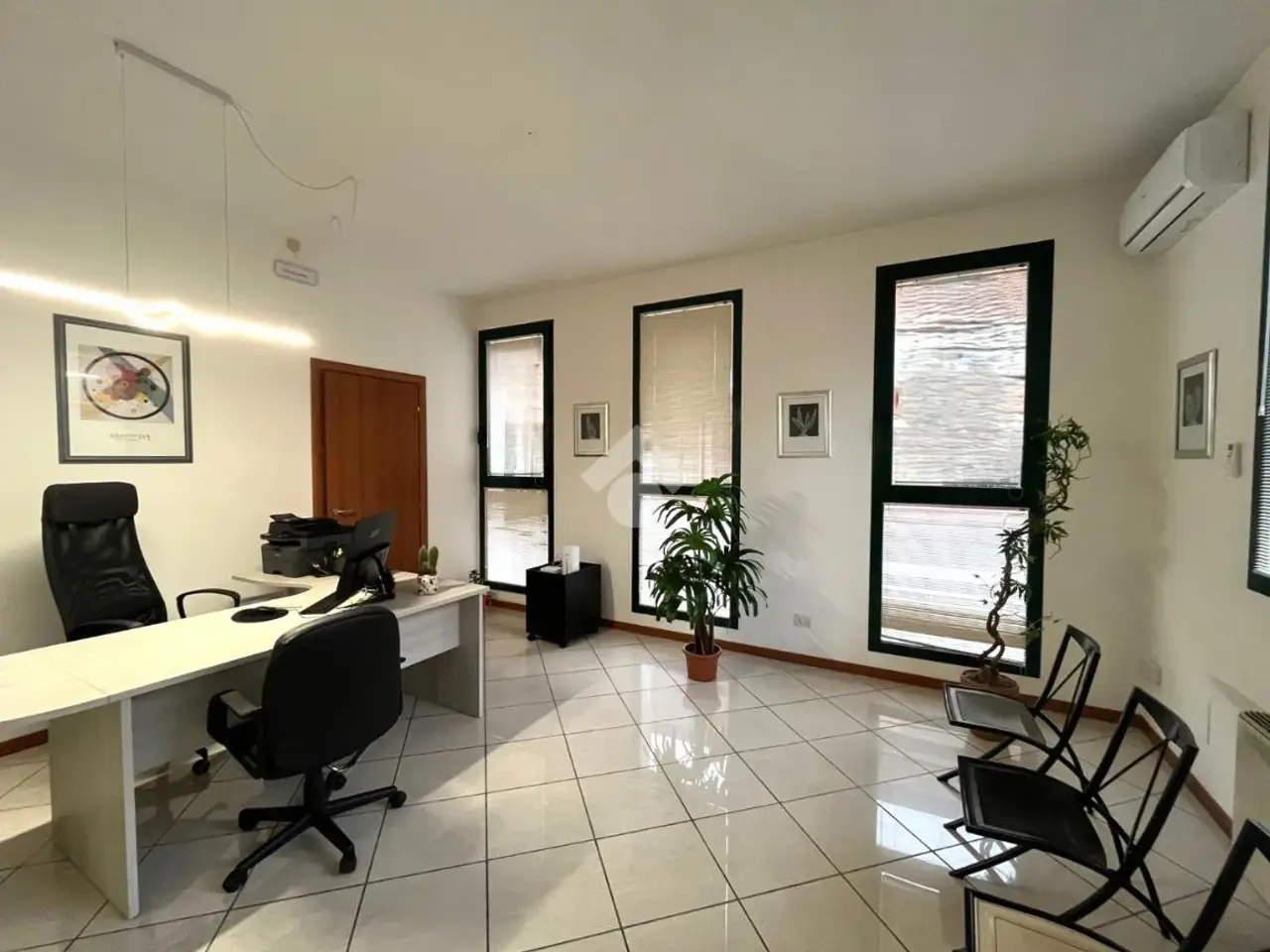 Ufficio in Via G. Pascoli 5, Ponte San Nicolo', {3} - Foto 2