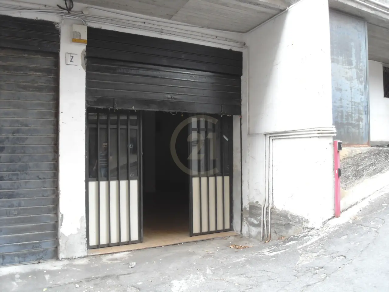 Parcheggio chiuso in , Gravina Di Catania, {3} - Foto 1