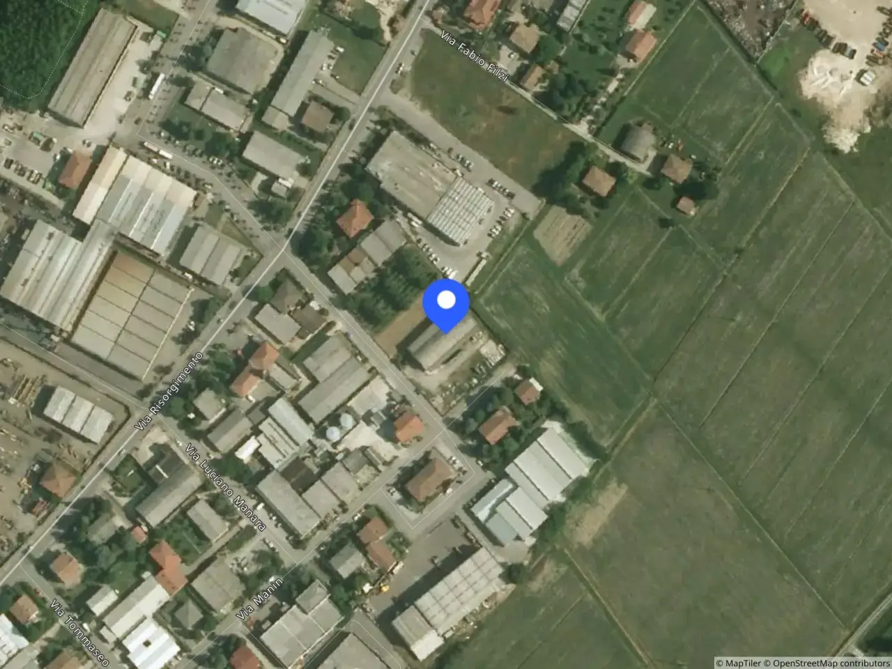 Fabbricato misto in Via Cairoli, 6, 44042 Cento Fe, Italia 6, Cento, {3} - Foto 1