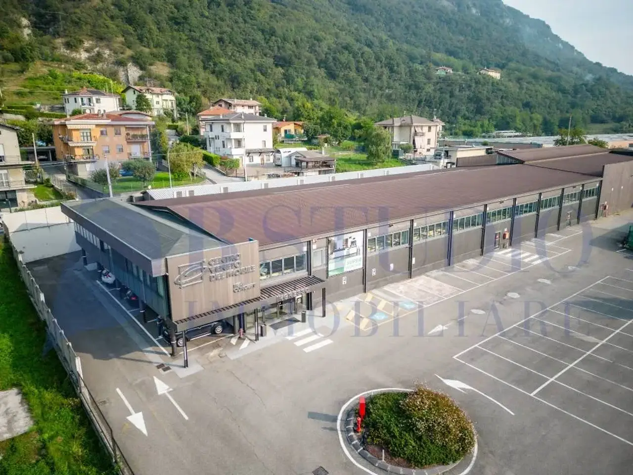 Negozio in Via d. Mario Casati, 23867 Suello
, Suello, {3} - Foto 1
