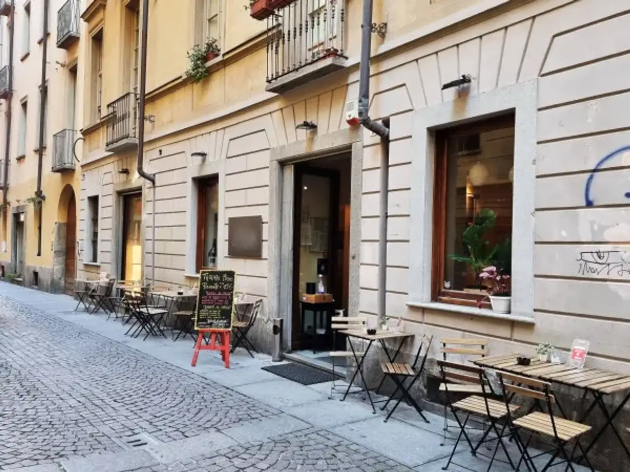 Negozio in Via Sant'Agostino 18d, Torino, {3} - Foto 1